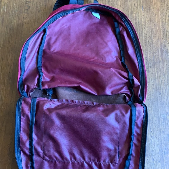 Backpack - Picture 4 of 4